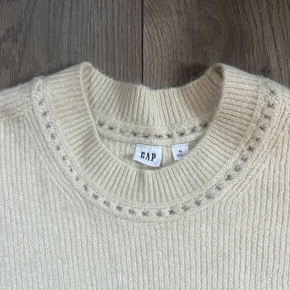 GAP Forever Cozy Crew Sweater Womens Size Med Birch Long Sleeve Soft Knit - Picture 3 of 4